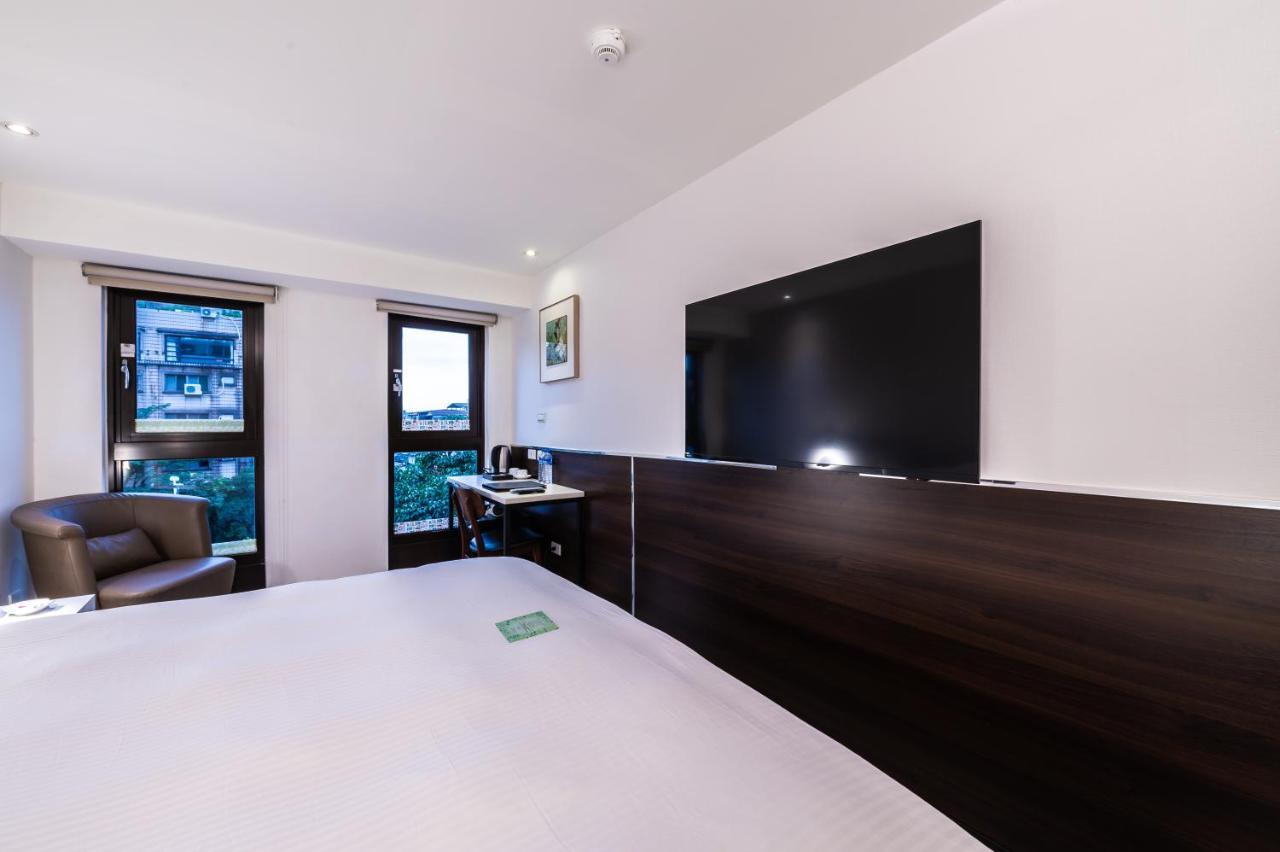 Hub Hotel - Songshan Airport Branch Тайбэй Экстерьер фото