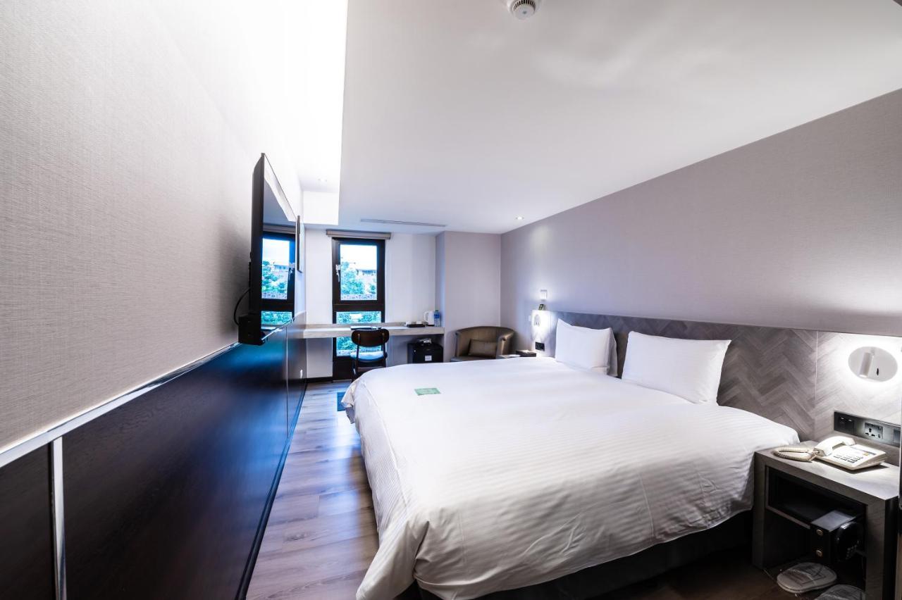 Hub Hotel - Songshan Airport Branch Тайбэй Экстерьер фото